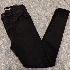 Levi's 720 High Rise Super Skinny Jeans